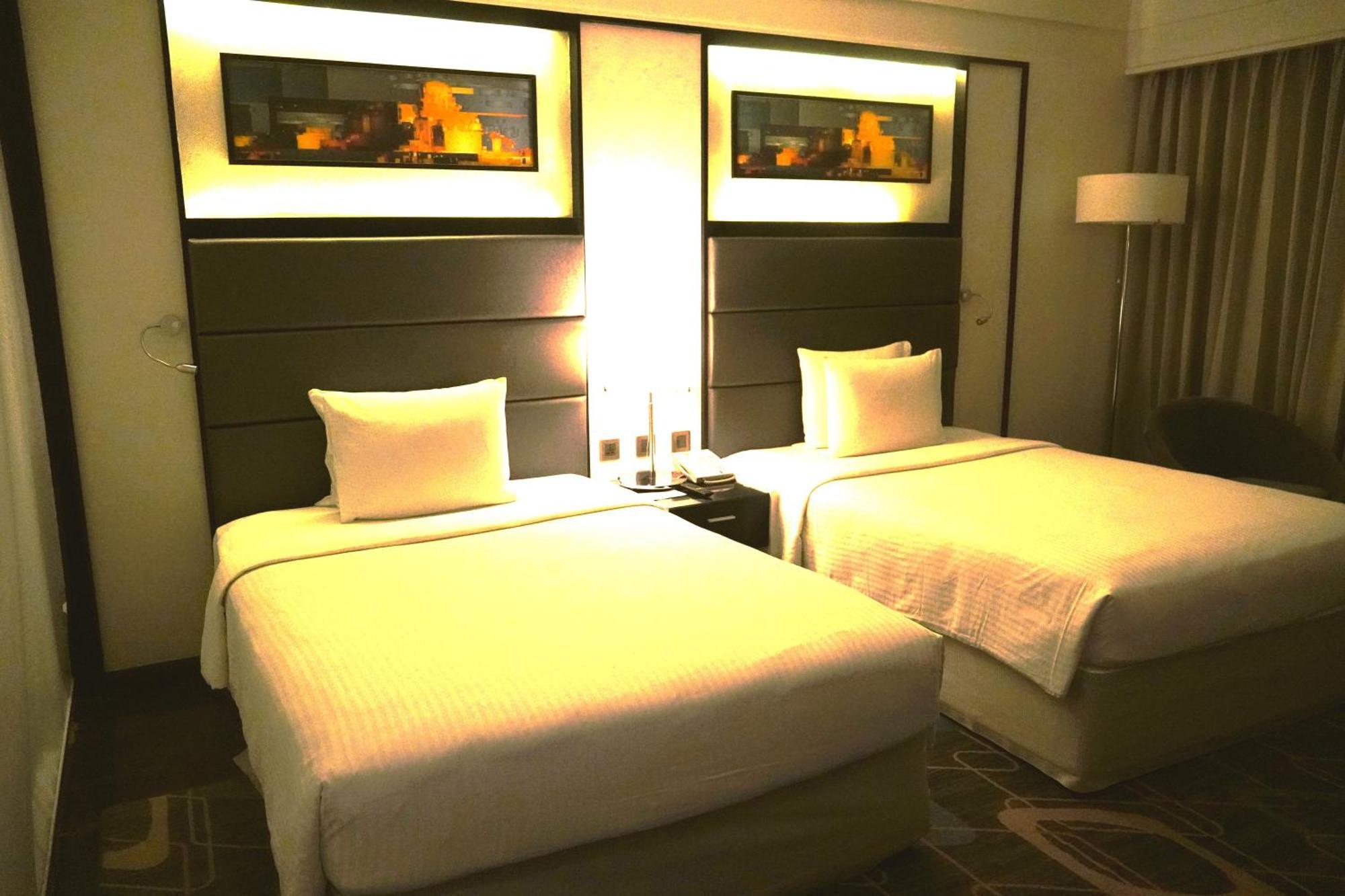 Crowne Plaza Pune City Centre By Ihg Exteriör bild